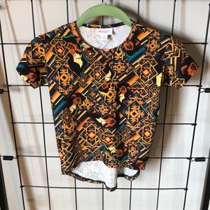 Kids LuLaRoe Scar Lion King Gracie shirt - size 4